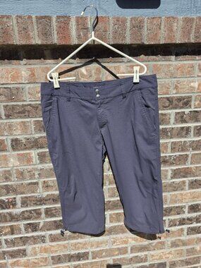 Columbia Omni-Shield Capri's Size 14